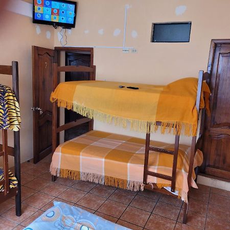 Hostal Haziel Salinas  Exterior photo