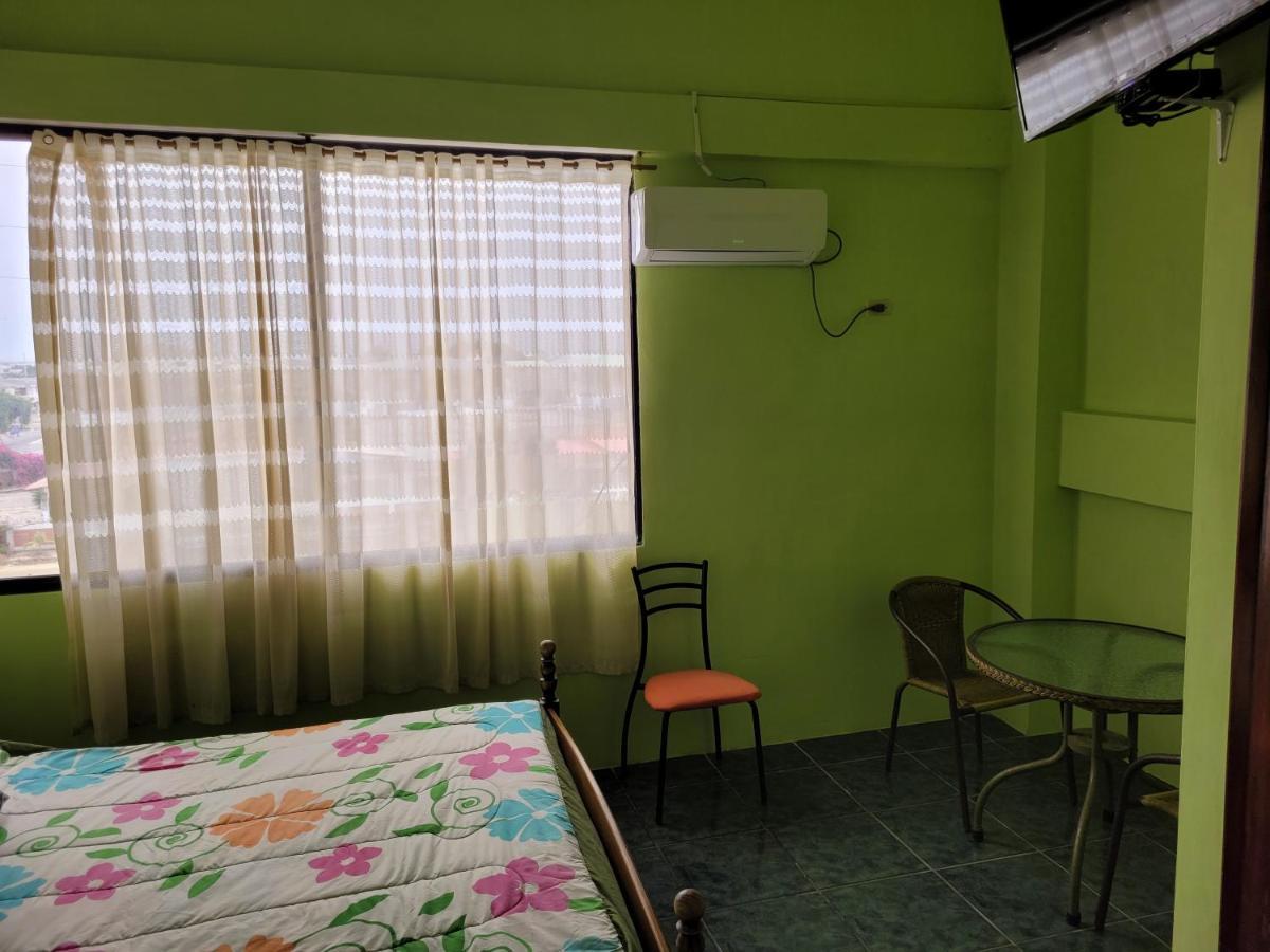 Hostal Haziel Salinas  Exterior photo